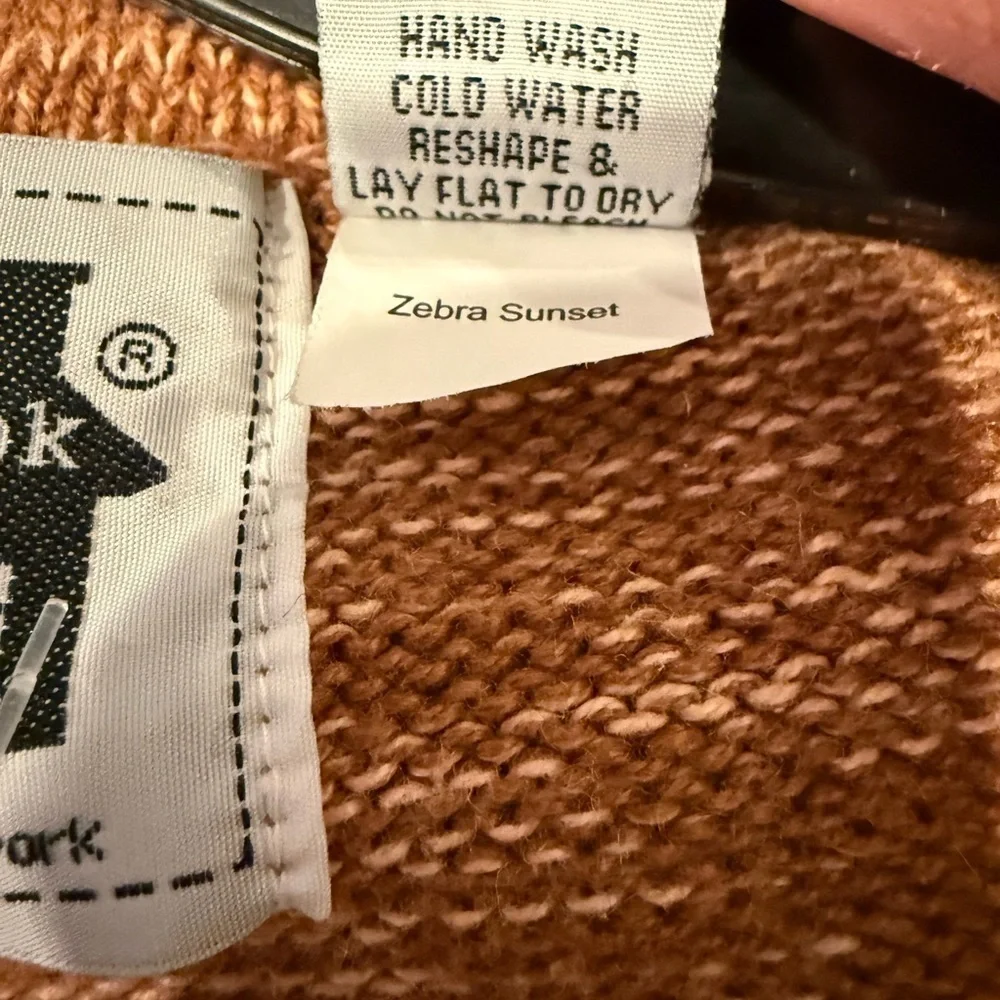 Storybook Knits "Zebra Sunset” Tan/Black/White Cardigan Sweater Size 1X - Picture 7 of 7